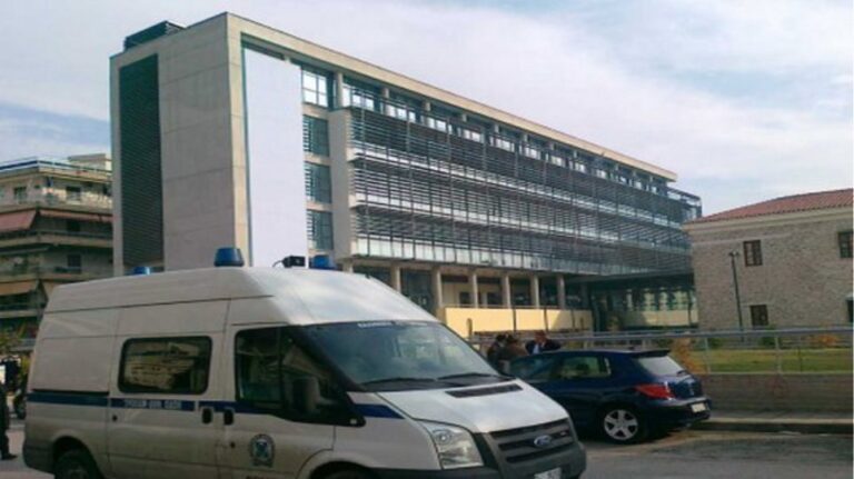 Συνεχίζεται αύριο στα Τρίκαλα το δικαστήριο για την υπόθεση βιασμού Λαρισαίας εκπαιδευτικού