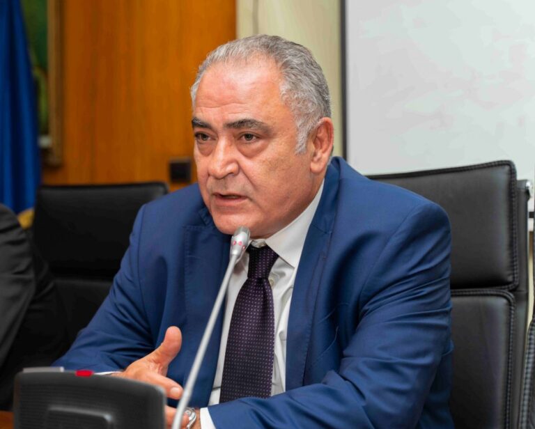 Τα Επιμελητήρια οφείλουν να σταθούν δίπλα στις πυρόπληκτες επιχειρήσεις