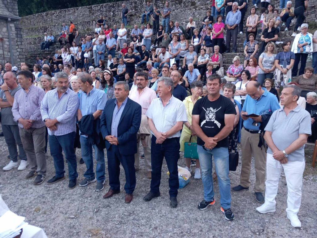 Με λαμπρότητα τιμήθηκε η Αγία Κυριακή στην Νεράιδα