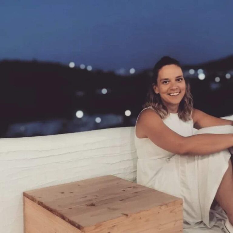 Θρήνος στα Τρίκαλα από το θάνατο νέας κοπέλας