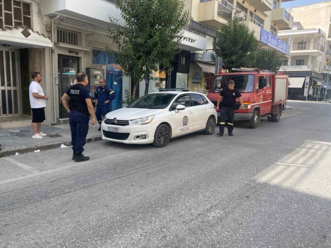 Έσπασε αγωγός αποχέτευσης σε διαμέρισμα στο κέντρο των Τρικάλων (φωτο)