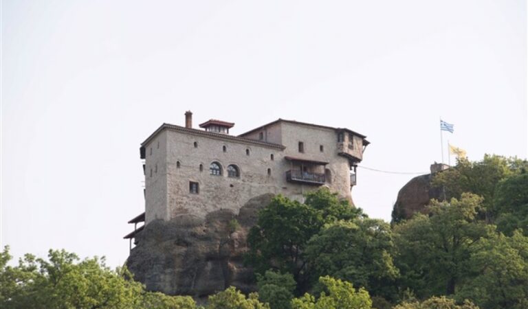Νέα Ηγουμένη στην Ιερά Μονή Αγίων Θεοδώρων