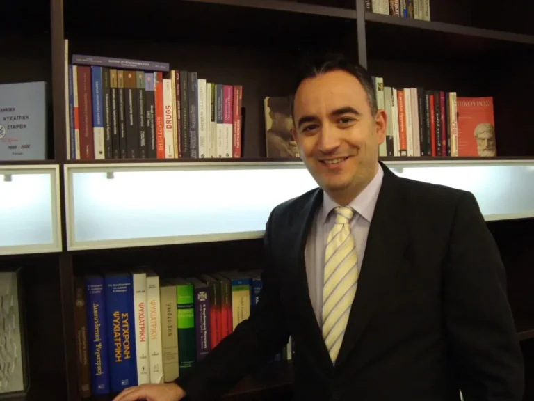 Ανακοινώνει τους πρώτους υποψηφίους ο Αχιλλέας Οικονόμου