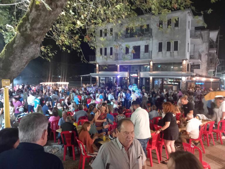 Δεν έπεφτε καρφίτσα στο Πανηγύρι της Πύλης