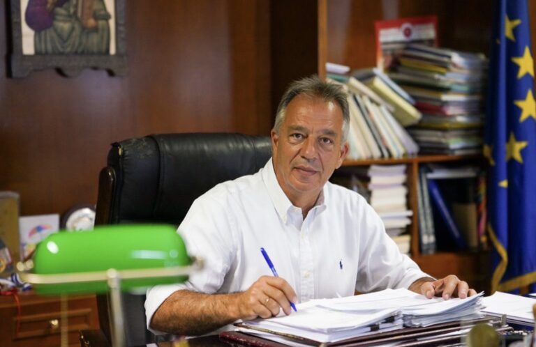 Χρήστος Μιχαλάκης: Επίσημα ο αντιπεριφερειάρχης Τρικάλων στη μάχη του σταυρού