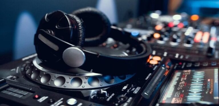 Καλοκαίρι της ηχορύπανσης στα Τρίκαλα