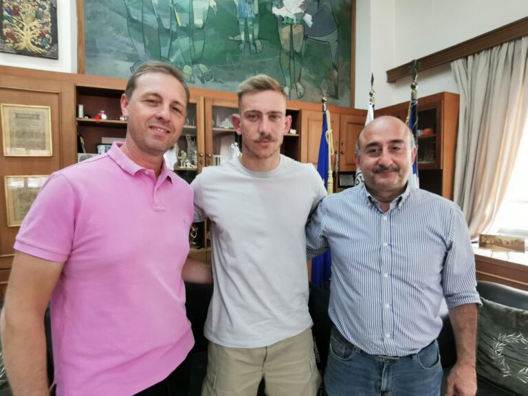 Στον Δήμαρχο Τρικκαίων τρικαλινός παγκόσμιος πρωταθλητής στην Καλλισθενική Γυμναστική