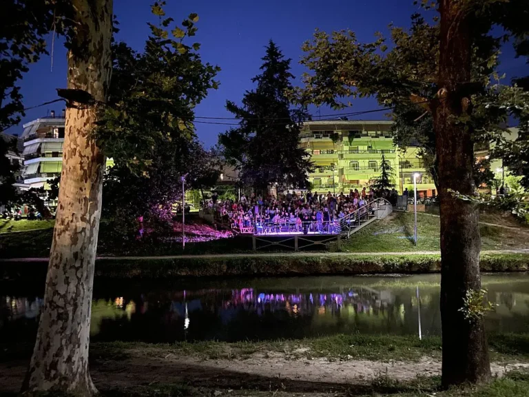 Η Αγάπη και η Ποίηση στο θεατράκι του Ληθαίου