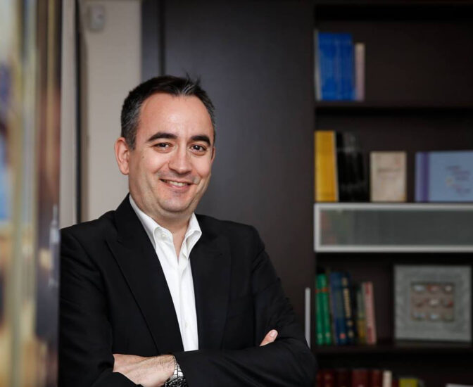 Οι πρώτοι υποψήφιοι του Αχιλλέα Οικονόμου