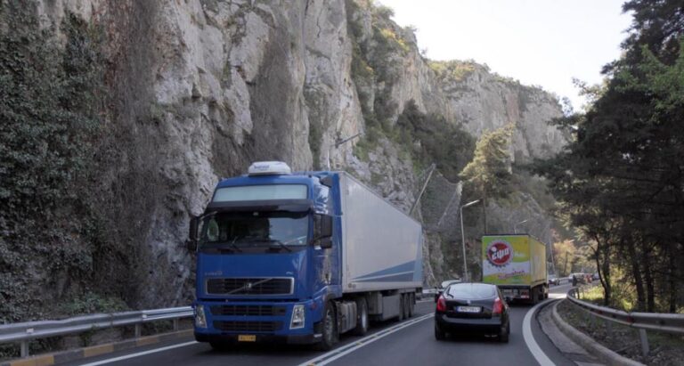 Κλείνει για δυο μήνες η Κοιλάδα των Τεμπών