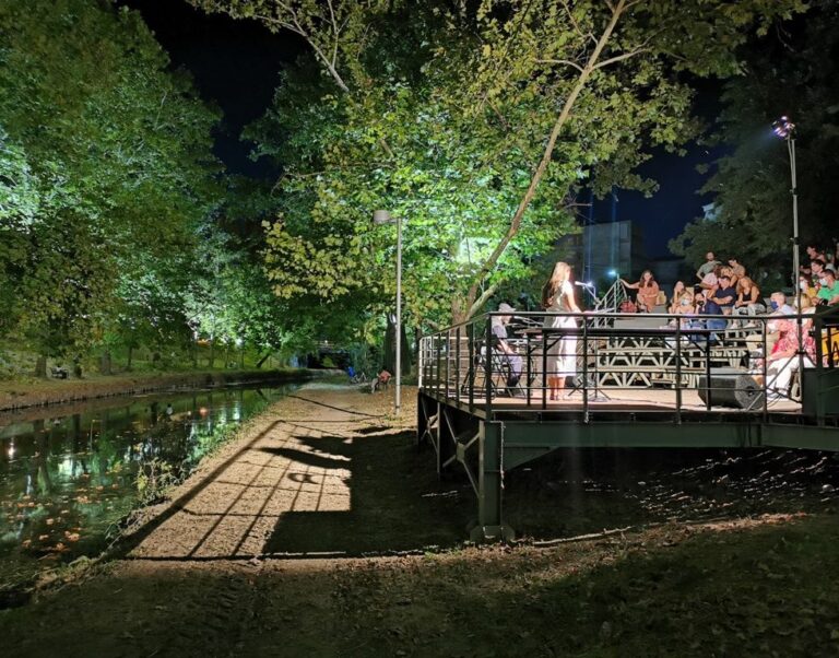 Καλοκαιρινή συναυλία στο θεατράκι του Ληθαίου από το Μουσείο Τσιτσάνη