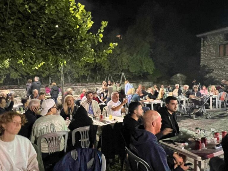 Ένα όμορφο παραδοσιακό γλέντι στο Περτούλι