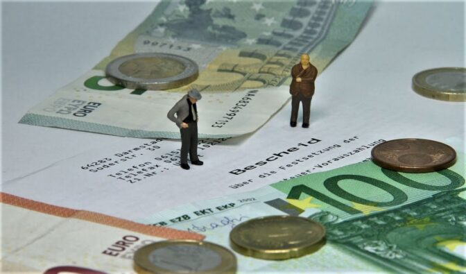 Βολιώτες εισέπρατταν για χρόνια συντάξεις νεκρών συγγενών