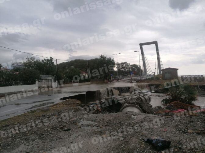 Ασύλληπτες οι καταστροφές στα παράλια της Λάρισας (φωτό - βίντεο)