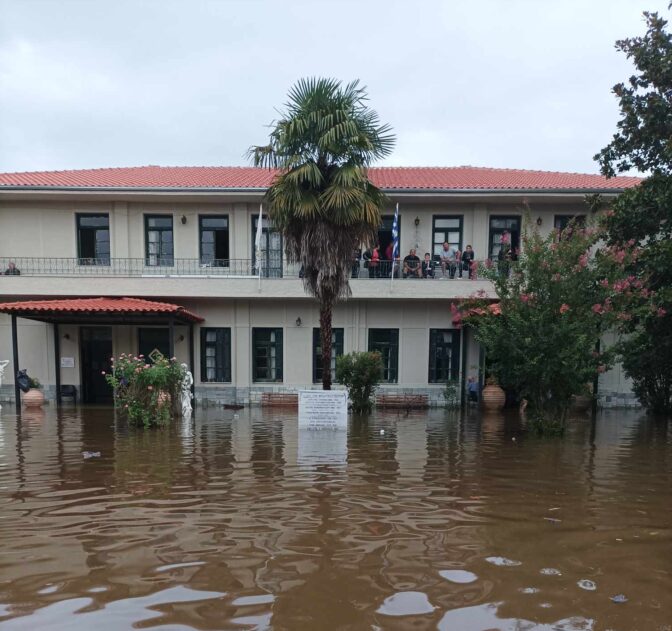 Ακόμη μια νύχτα τα Μεγάλα Καλύβια εκπέμπουν SOS