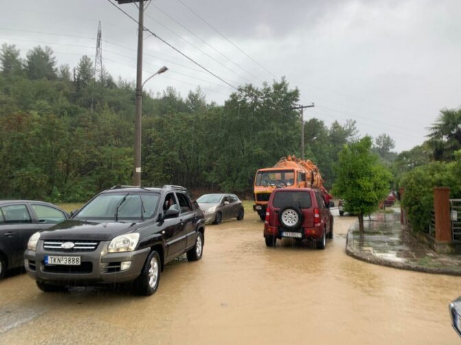 Απαγόρευση κυκλοφορίας στην ΕΟ Τρικάλων - Λάρισας