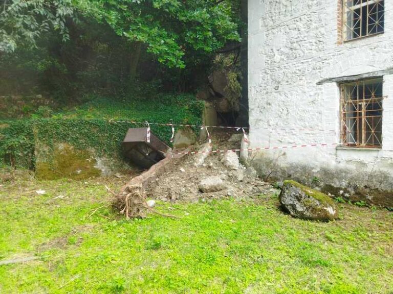 Ενημέρωση από τον τοπικό σύμβουλο Καστρακίου Χρήστο Τσουρβάκα για τις κατολισθήσεις