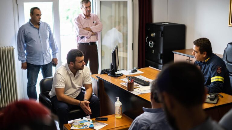 Σε Αστυνομία, Πυροσβεστική, Κέντρο Υγείας ο Αβραμόπουλος