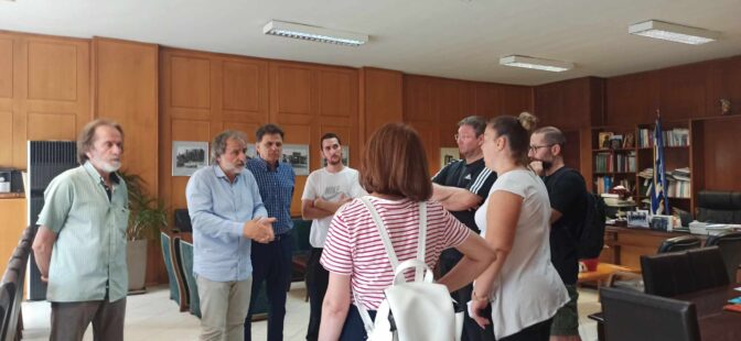 Αντιδρούν στην εγκατάστασή τους στο Κουτσόχερο οι Τρικαλινοί πλημμυροπαθείς (φωτό - βίντεο)