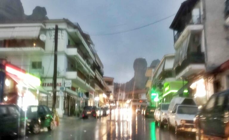 Ισχυρή καταιγίδα σε Καλαμπάκα και κυρίως στα δοκιμαζόμενα ορεινά της