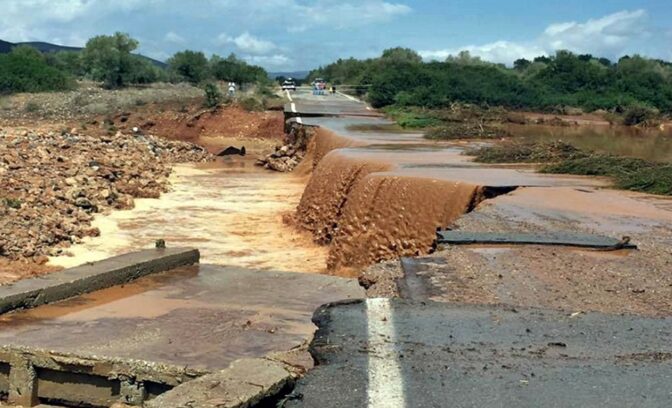 Μεγάλη προσοχή στη Γέφυρα των Αμπελίων λόγω της έντονης βροχόπτωσης