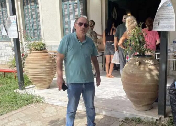 Στα Μεγάλα Καλύβια ο υποψήφιος Περιφερειακός Σύμβουλος, Βασίλης Αγγέλης