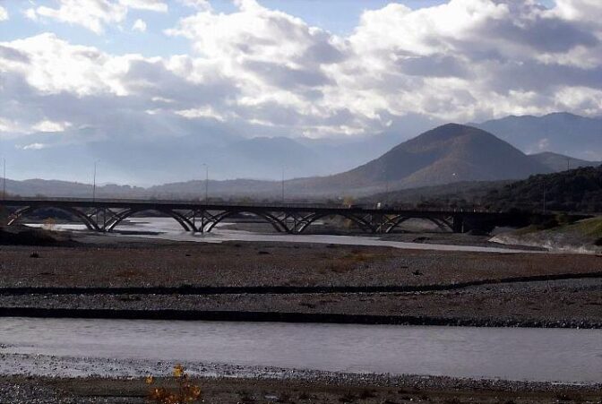 Άνοιξε η γέφυρα στη Σαρακίνα – Κανονικά η διέλευση των οχημάτων