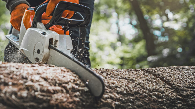 Τρικαλινός τραυματίστηκε από αλυσοπρίονο!