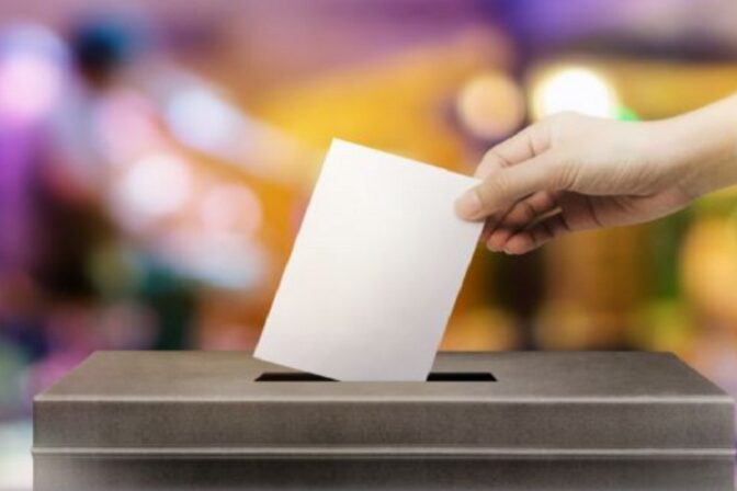 Υποψήφιος δήμαρχος και δεν θα ψηφίσει τον εαυτό του;