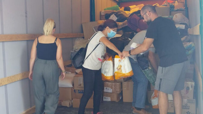 Τα εργατικά σωματεία του ΠΑΜΕ στο πλευρό των πληγέντων της Φαρκαδόνας