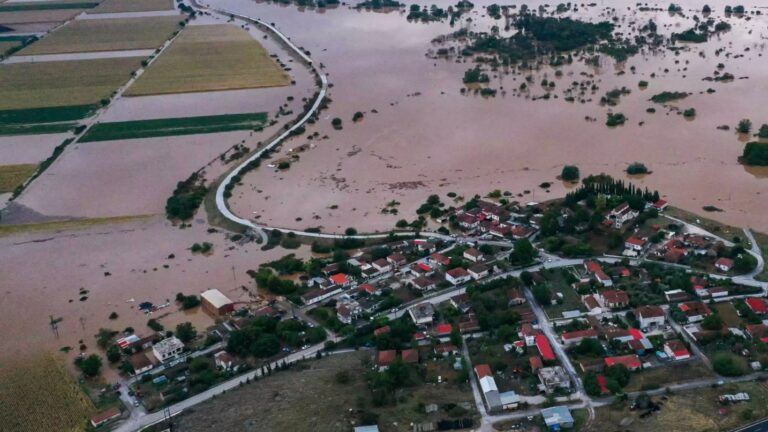 Ελλείψεις και σε φάρμακα παρατηρούνται στις πληγείσες περιοχές της Θεσσαλίας
