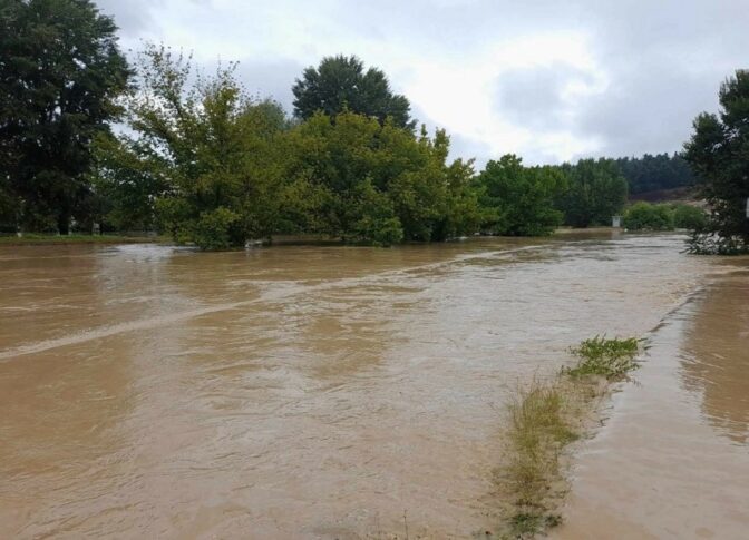 Χωρίς νερό και ρεύμα παραμένει το Γλίνος