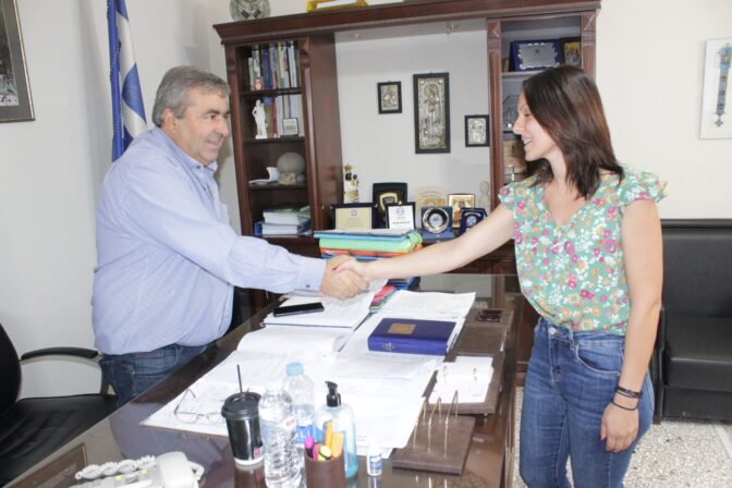 Ορκωμοσία νέας Συμβούλου για την Τ. Κ. Γόμφων