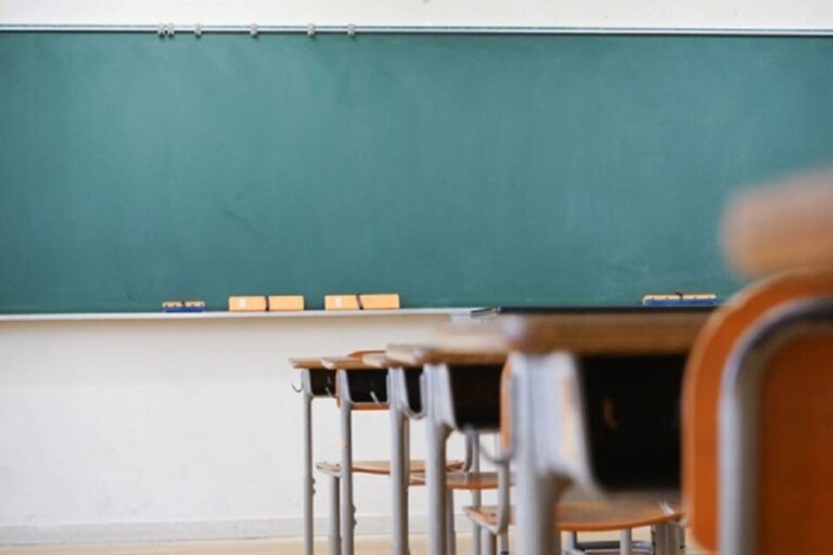 Κλειστοί παιδικοί, νηπιαγωγεία και σχολεία σε Χρυσομηλιά και Αμπέλια