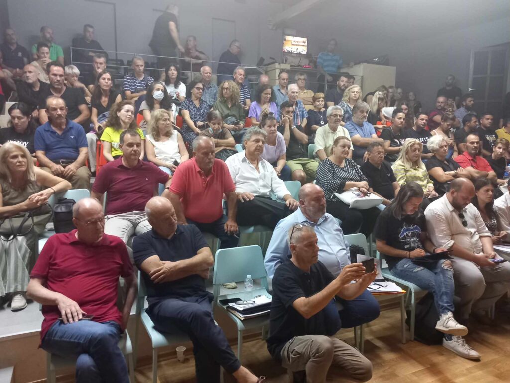 Φωνές, εντάσεις και δριμύ κατηγορώ στο ΔΣ Τρικάλων (βίντεο)
