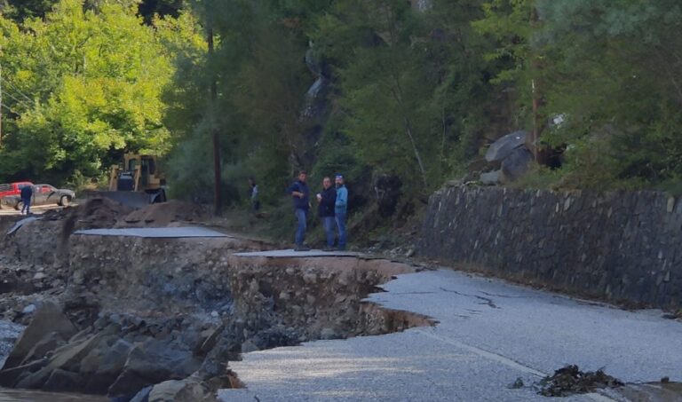 Πάντα σε ετοιμότητα οι τεχνικοί της ΔΕΔΔΗΕ στα ορεινά του Δήμου Μετεώρων