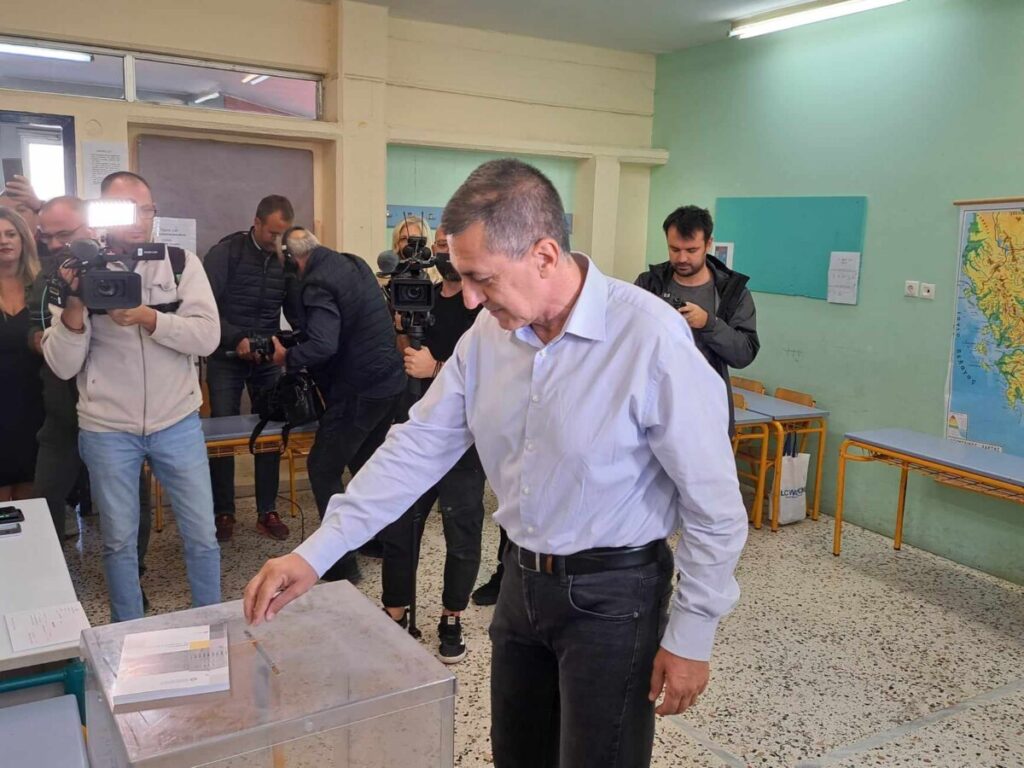 Δημήτρης Κουρέτας: Πιστεύω ότι το βράδυ θα είμαι Περιφερειάρχης (βίντεο)