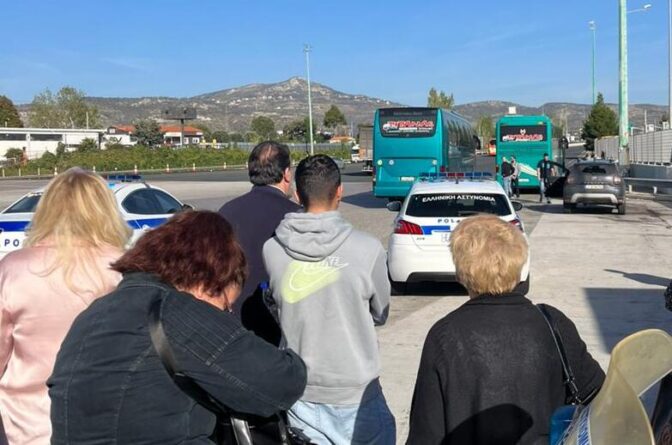 Λήξη συναγερμού: Ταξιδεύουν για Λάρισα με το ίδιο λεωφορείο του ΚΤΕΛ οι επιβάτες (φωτό)