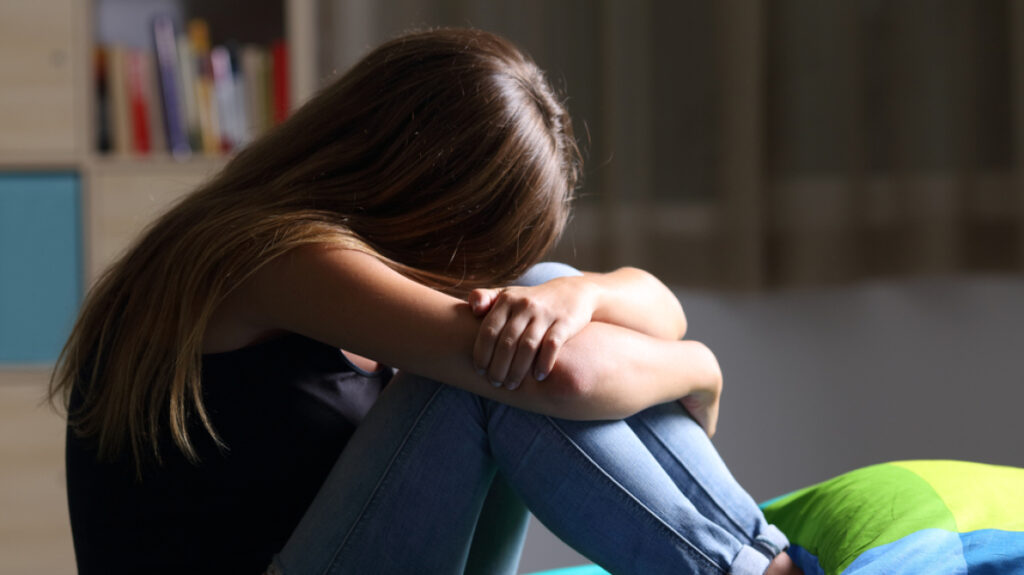Ζευγάρι εκπαιδευτικών στη Λάρισα ένοχο για κατ’ εξακολούθηση κακοποίηση στις κόρες τους