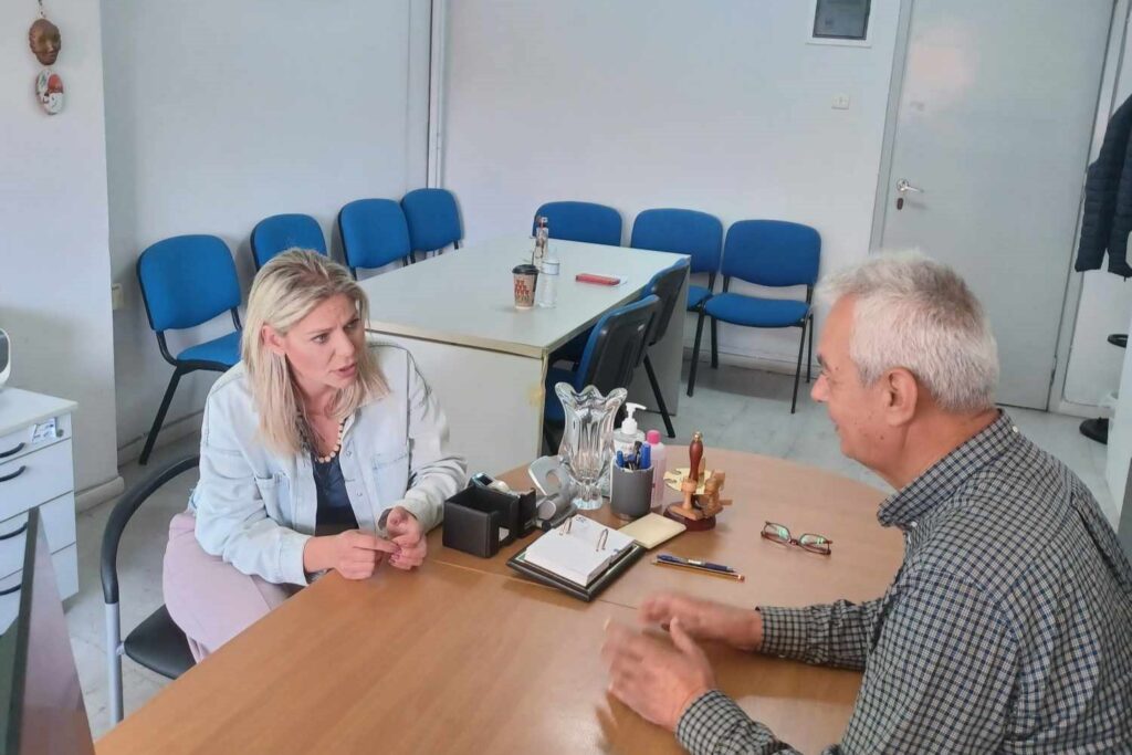 Η Αντωνία Φίκα ως έμπειρη εκπαιδευτικός βάζει και την παιδεία στην πρώτη γραμμή