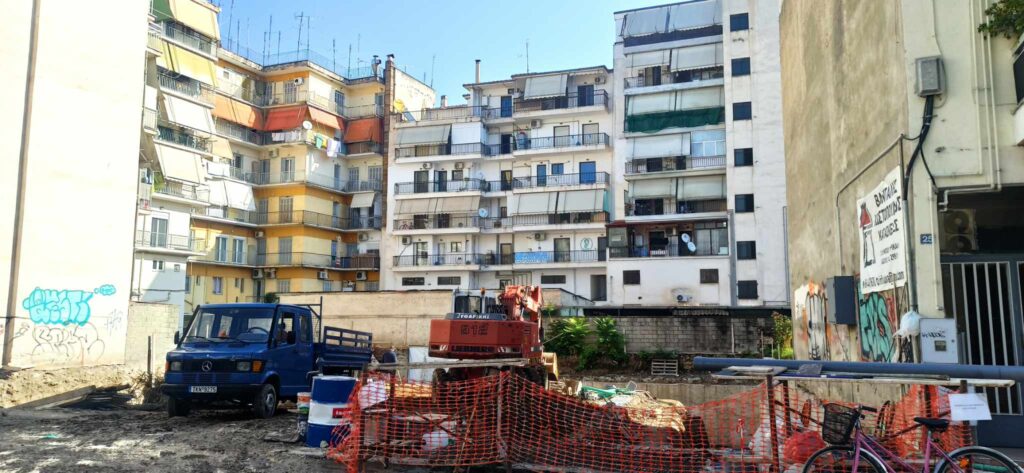 Το τέλος της μονοκατοικίας στα Τρίκαλα