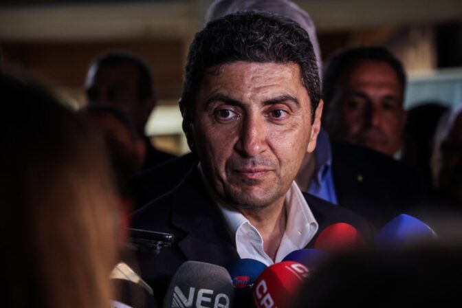Κάλεσμα Αυγενάκη σε Κουρέτα: Δεν πρέπει να χαθεί ούτε μια μέρα