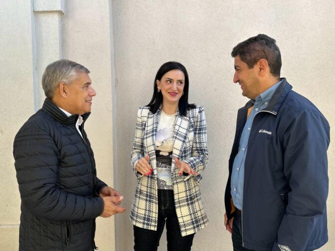 Συνάντηση Αυγενάκη με Αγοραστό και Τζανακούλη