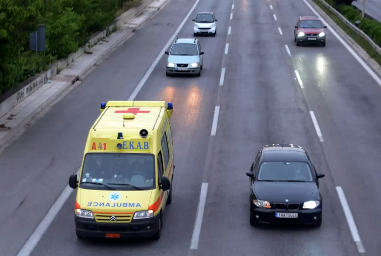 Θανατηφόρο τροχαίο στη Λάρισα – Νεκρός 45χρονος, τραυματίας ο 24χρονος γιος του