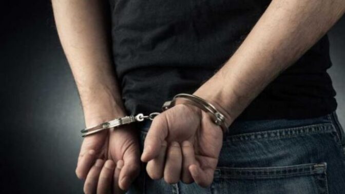 Ανήλικος στα Τρίκαλα έκλεβε …ποτά από σούπερ μάρκετ