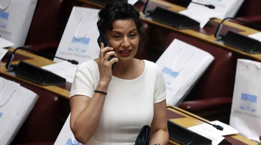 Δεν τους ξεχνά τους συναδέλφους της η Μαρίνα Κοντοτόλη