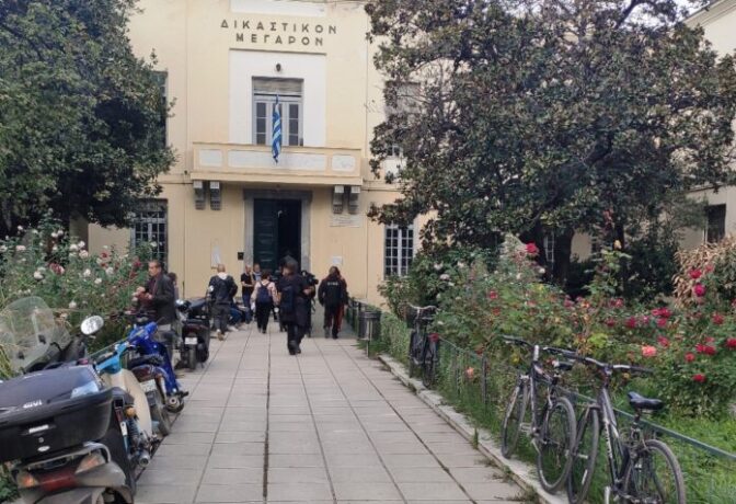 Ελεύθεροι με όρους οι έξι για την συμπλοκή μετά από πυροβολισμούς έξω από μπαρ στον Βόλο
