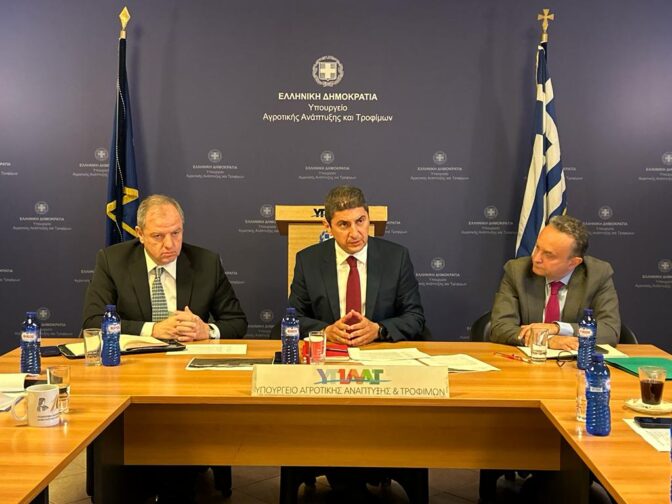 Συνάντηση του ΥπΑΑΤ με τη ΕΘΕΑΣ για τη Θεσσαλία