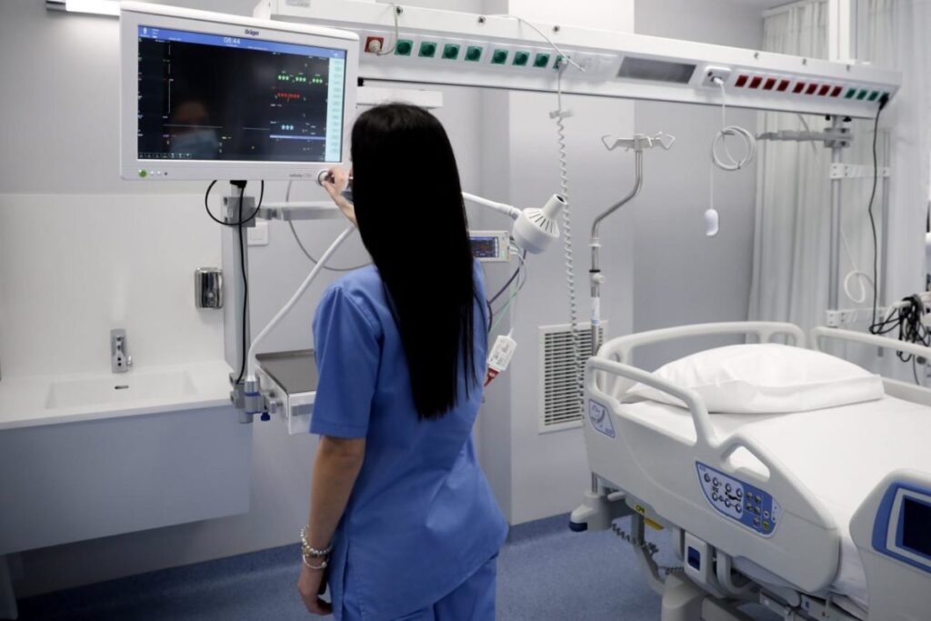 Λάρισα: Ασθενής επιτέθηκε σε νοσηλεύτρια στο Πανεπιστημιακό Νοσοκομείο!