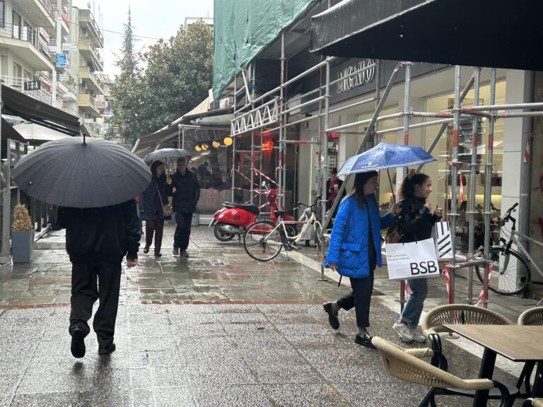 «Κατά βούληση» οι έμποροι θα ανοίξουν τα μαγαζιά τους στα Τρίκαλα